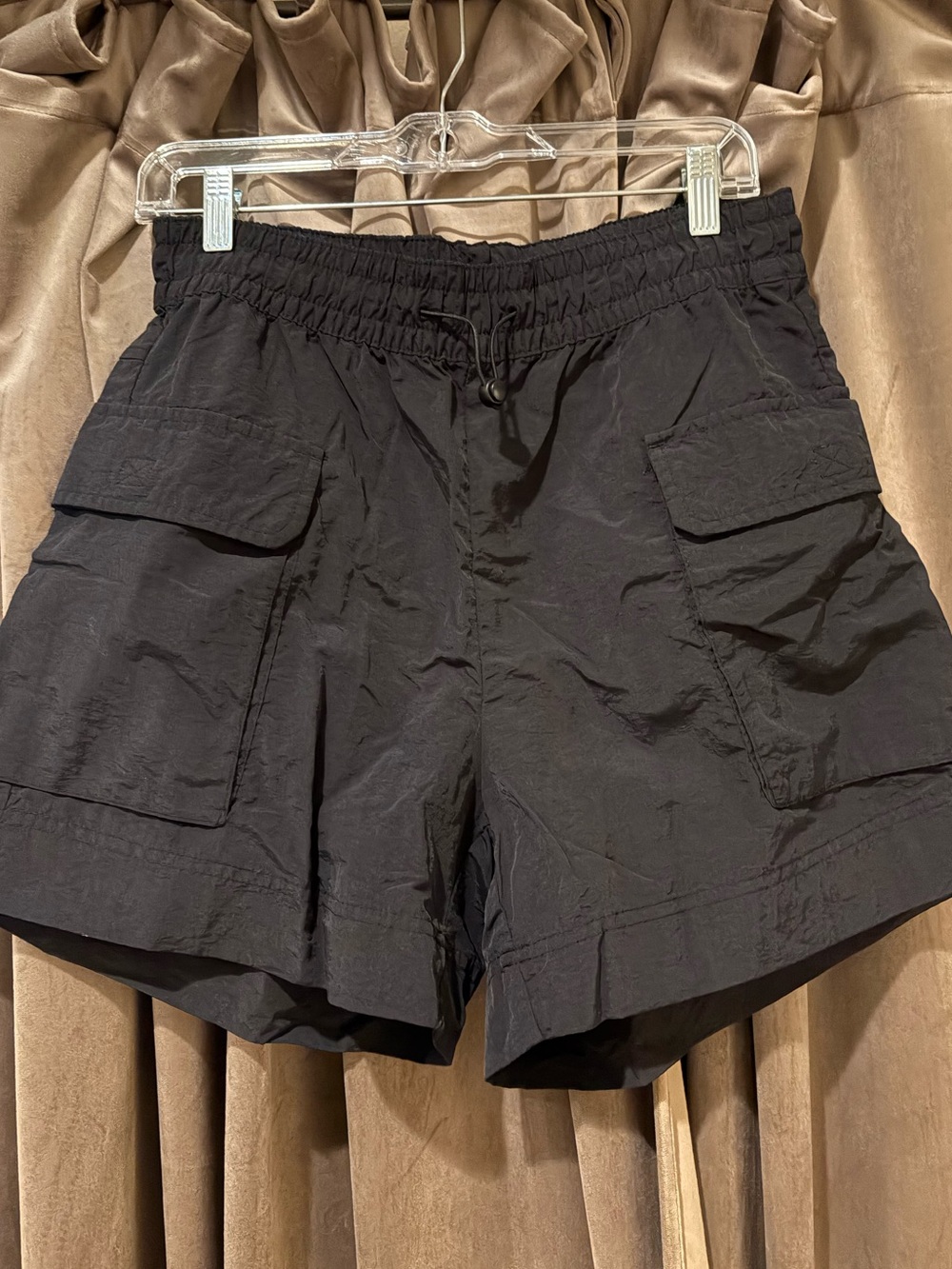 Old Navy Women’s High-Waisted Black Cargo Utility Shorts Size Medium